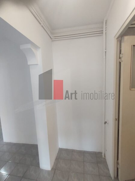 Str. Baciului vanzare apartament decomandat 3 camere cu centrala